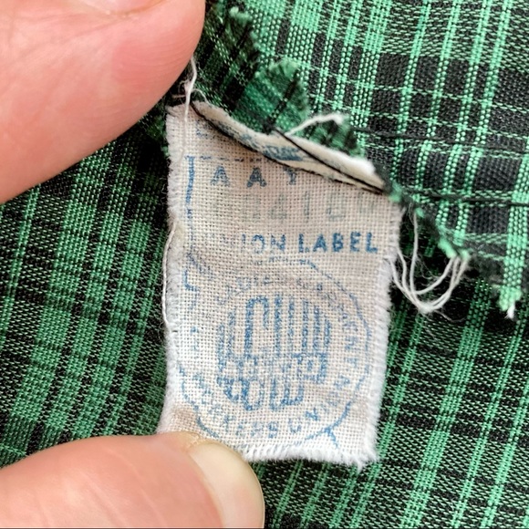 Vintage Dress in Green & Black Plaid by ILGWU - Picture 4 of 6